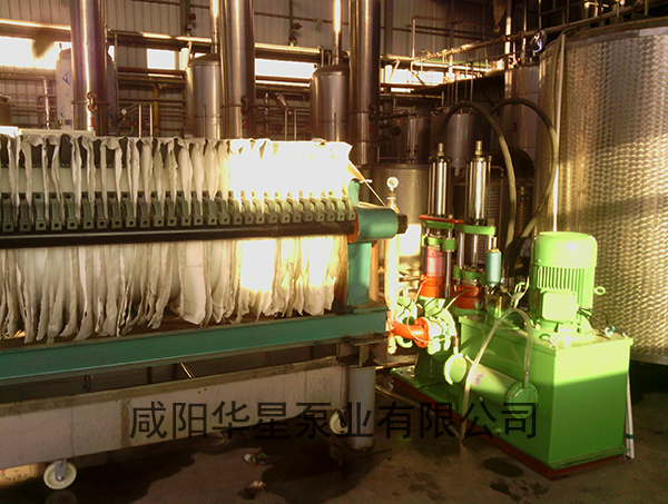 制藥廠 現(xiàn)場(chǎng)圖 制藥廠 現(xiàn)場(chǎng)圖